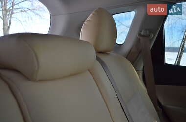 Внедорожник / Кроссовер Nissan Rogue 2015 в Киеве