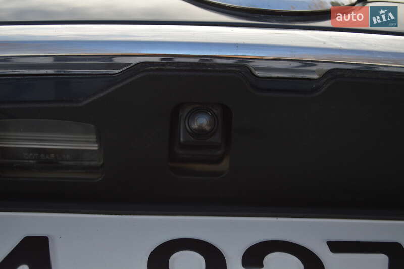 Позашляховик / Кросовер Nissan Rogue 2015 в Києві