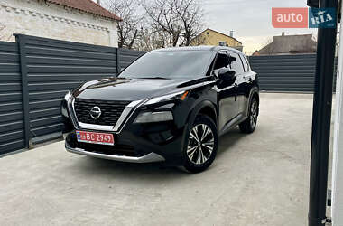 Позашляховик / Кросовер Nissan Rogue 2021 в Білій Церкві