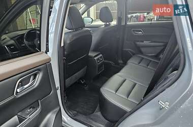 Внедорожник / Кроссовер Nissan Rogue 2020 в 