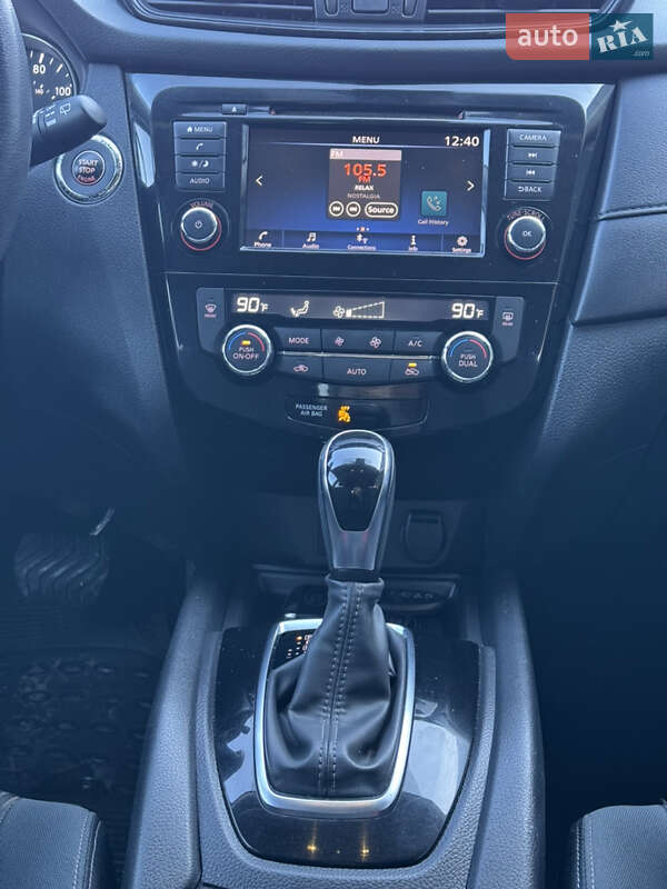 Позашляховик / Кросовер Nissan Rogue 2018 в Луцьку