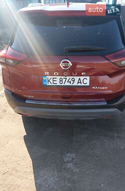 Внедорожник / Кроссовер Nissan Rogue 2021 в Апостолово