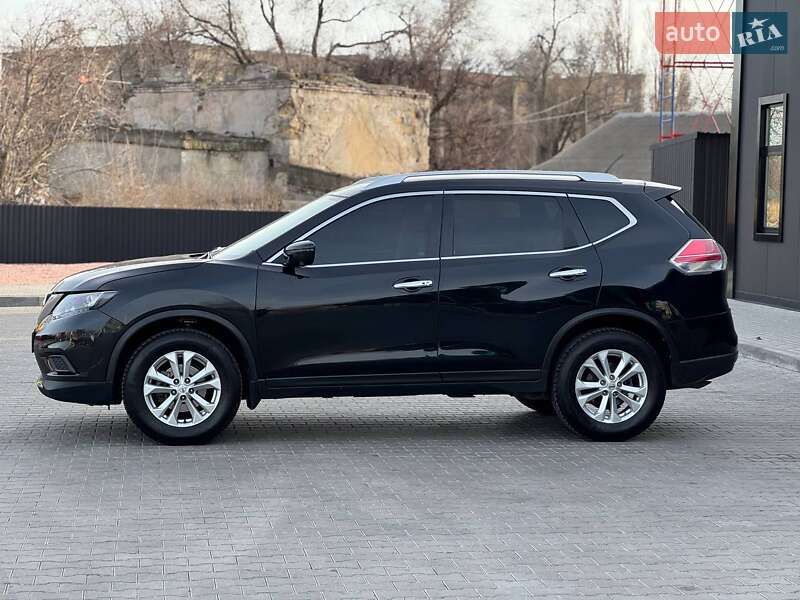Внедорожник / Кроссовер Nissan Rogue 2016 в Одессе