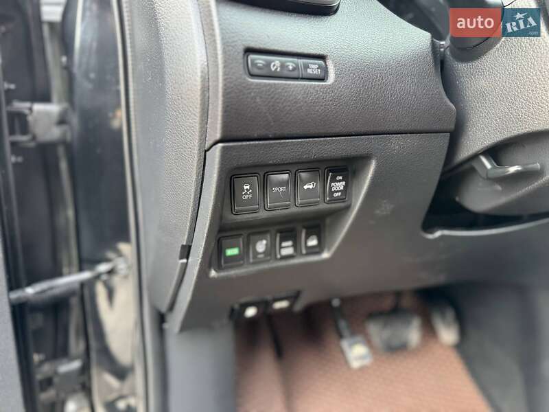 Внедорожник / Кроссовер Nissan Rogue 2016 в Одессе