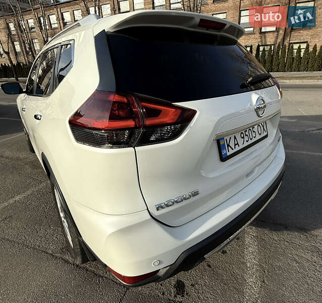 Позашляховик / Кросовер Nissan Rogue 2019 в Києві