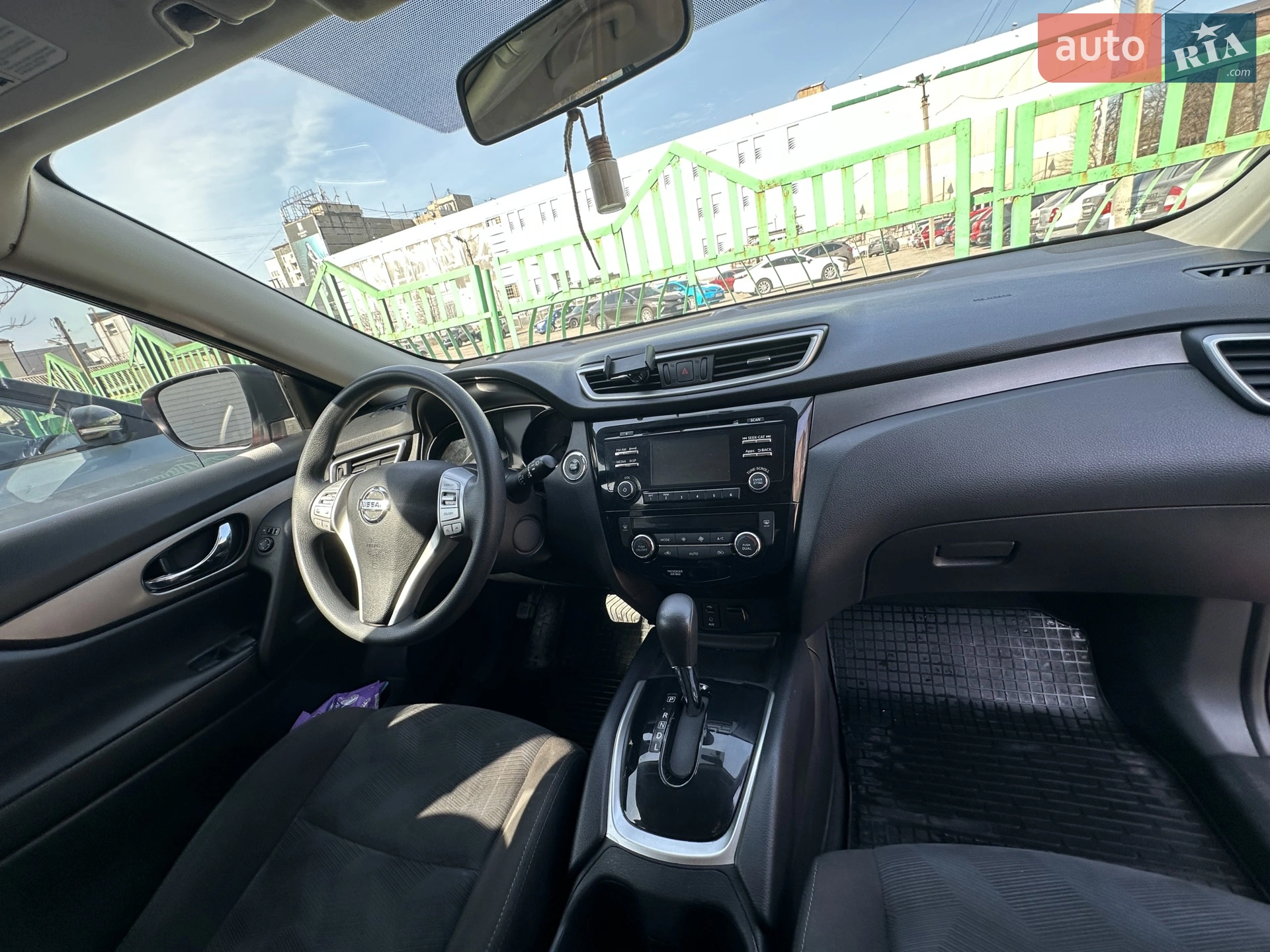 2015 Nissan Rogue - мініатюра 14