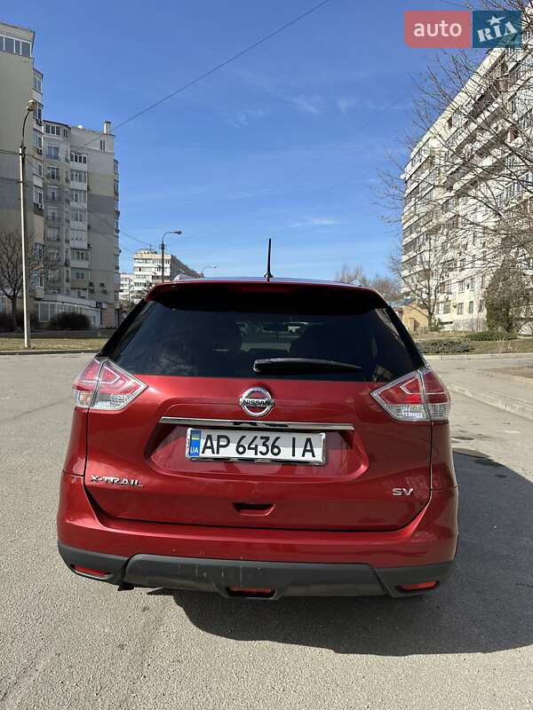 Позашляховик / Кросовер Nissan Rogue 2015 в Запоріжжі