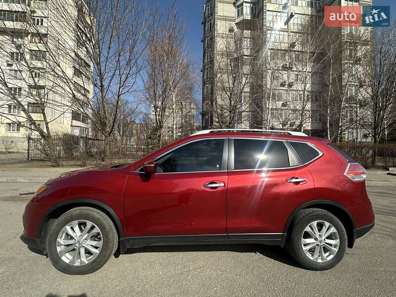 Позашляховик / Кросовер Nissan Rogue 2015 в Запоріжжі