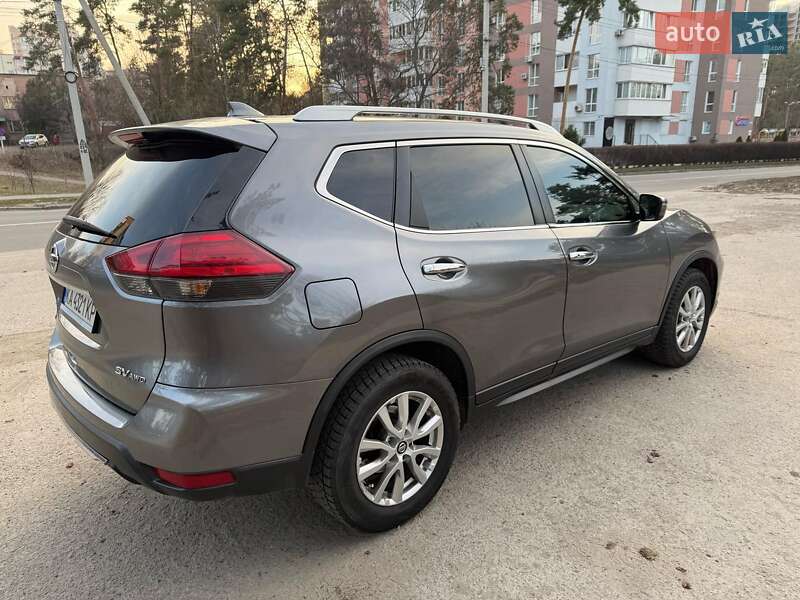 Позашляховик / Кросовер Nissan Rogue 2016 в Києві