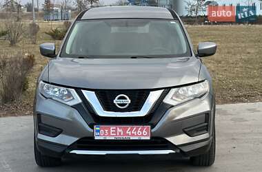 Внедорожник / Кроссовер Nissan Rogue 2017 в Коростене