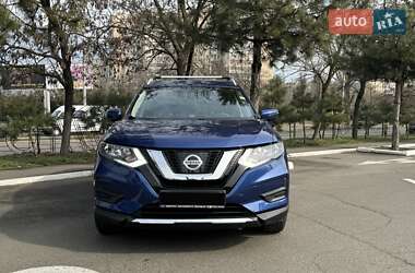 Внедорожник / Кроссовер Nissan Rogue 2017 в Одессе