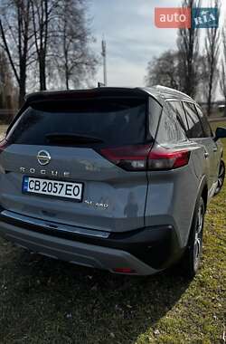 Внедорожник / Кроссовер Nissan Rogue 2021 в 