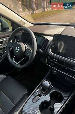 Внедорожник / Кроссовер Nissan Rogue 2021 в 