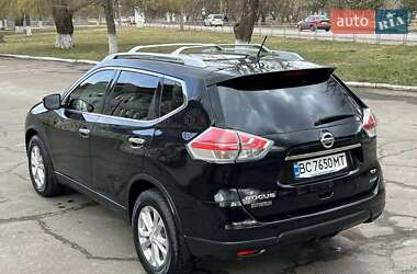 Позашляховик / Кросовер Nissan Rogue 2015 в Червонограді