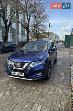 Внедорожник / Кроссовер Nissan Rogue 2017 в 