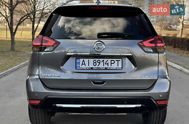 Внедорожник / Кроссовер Nissan Rogue 2019 в 