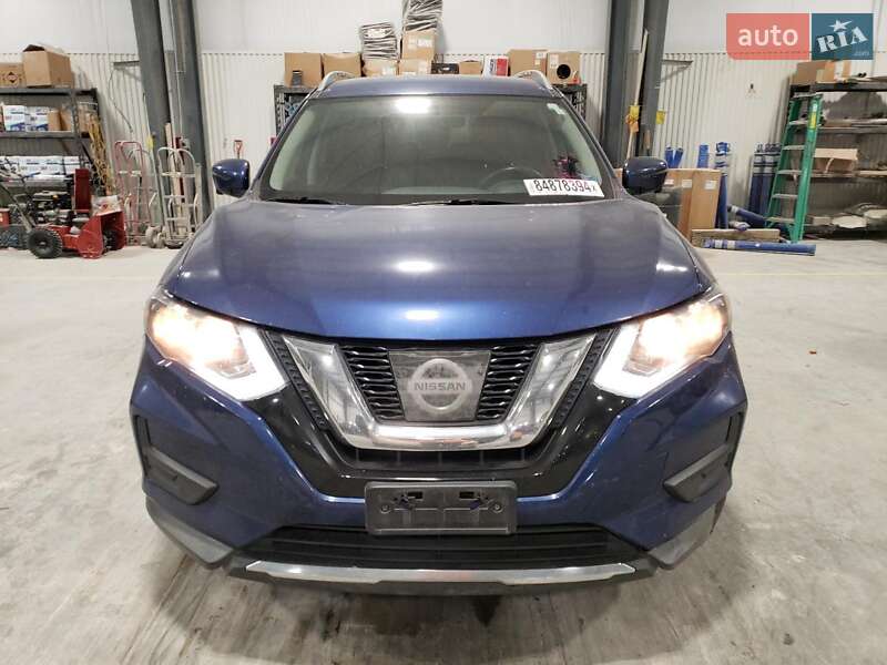 Позашляховик / Кросовер Nissan Rogue 2017 в Харкові