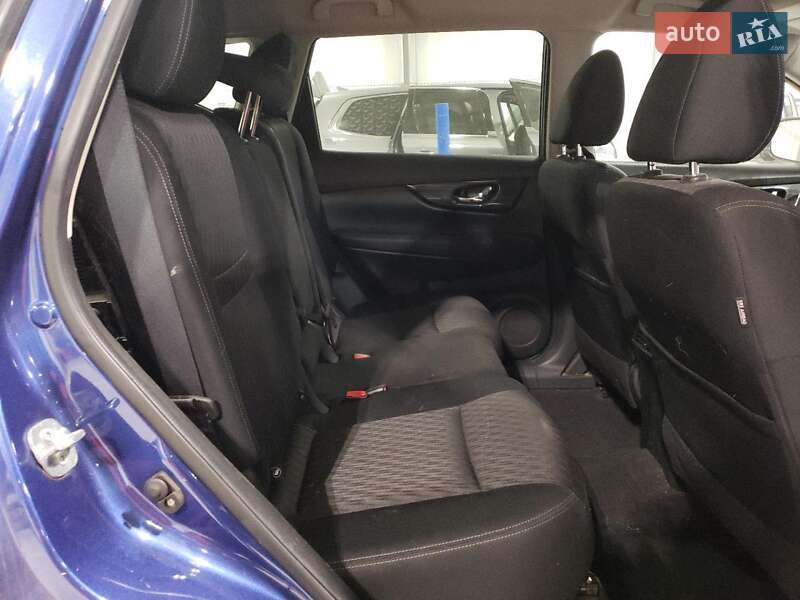 Позашляховик / Кросовер Nissan Rogue 2017 в Харкові