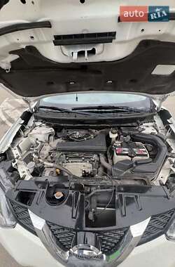 Внедорожник / Кроссовер Nissan Rogue 2014 в 