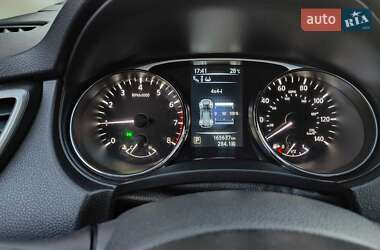 Внедорожник / Кроссовер Nissan Rogue 2014 в 