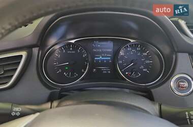 Внедорожник / Кроссовер Nissan Rogue 2014 в 