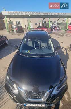 Внедорожник / Кроссовер Nissan Rogue 2017 в Чернигове