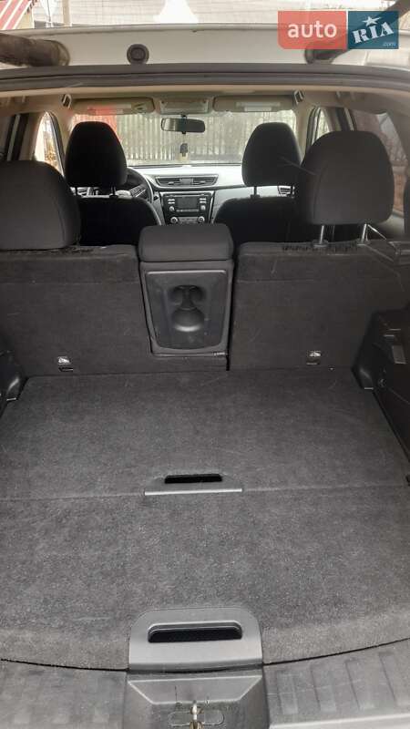 Позашляховик / Кросовер Nissan Rogue 2017 в Тернополі фото 15 Позашляховик / Кросовер Nissan Rogue 2017 в Тернополі