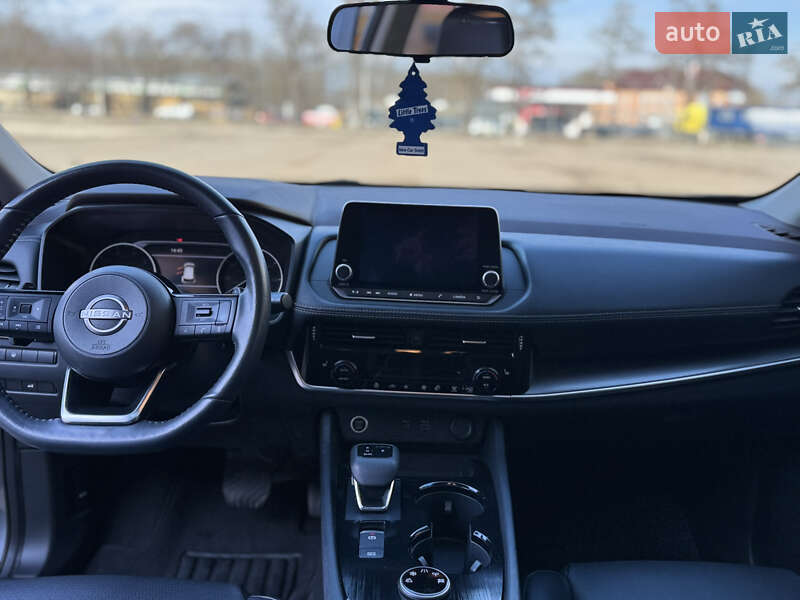 Позашляховик / Кросовер Nissan Rogue 2022 в Тернополі