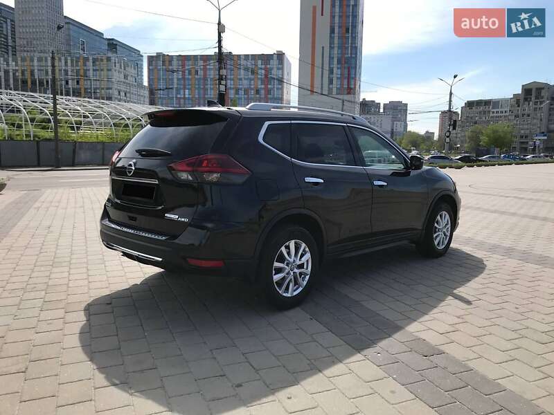 Позашляховик / Кросовер Nissan Rogue 2019 в Києві