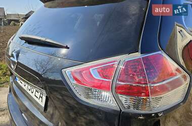 Внедорожник / Кроссовер Nissan Rogue 2016 в 