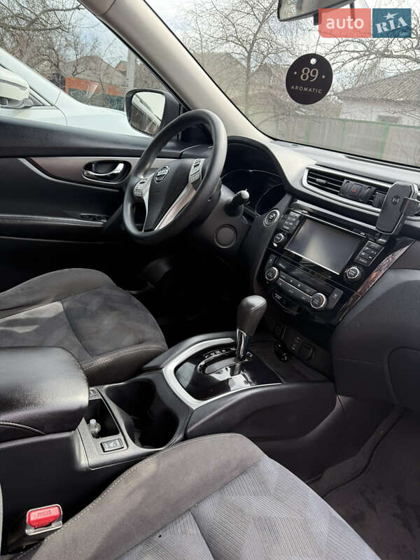 Позашляховик / Кросовер Nissan Rogue 2015 в Кропивницькому