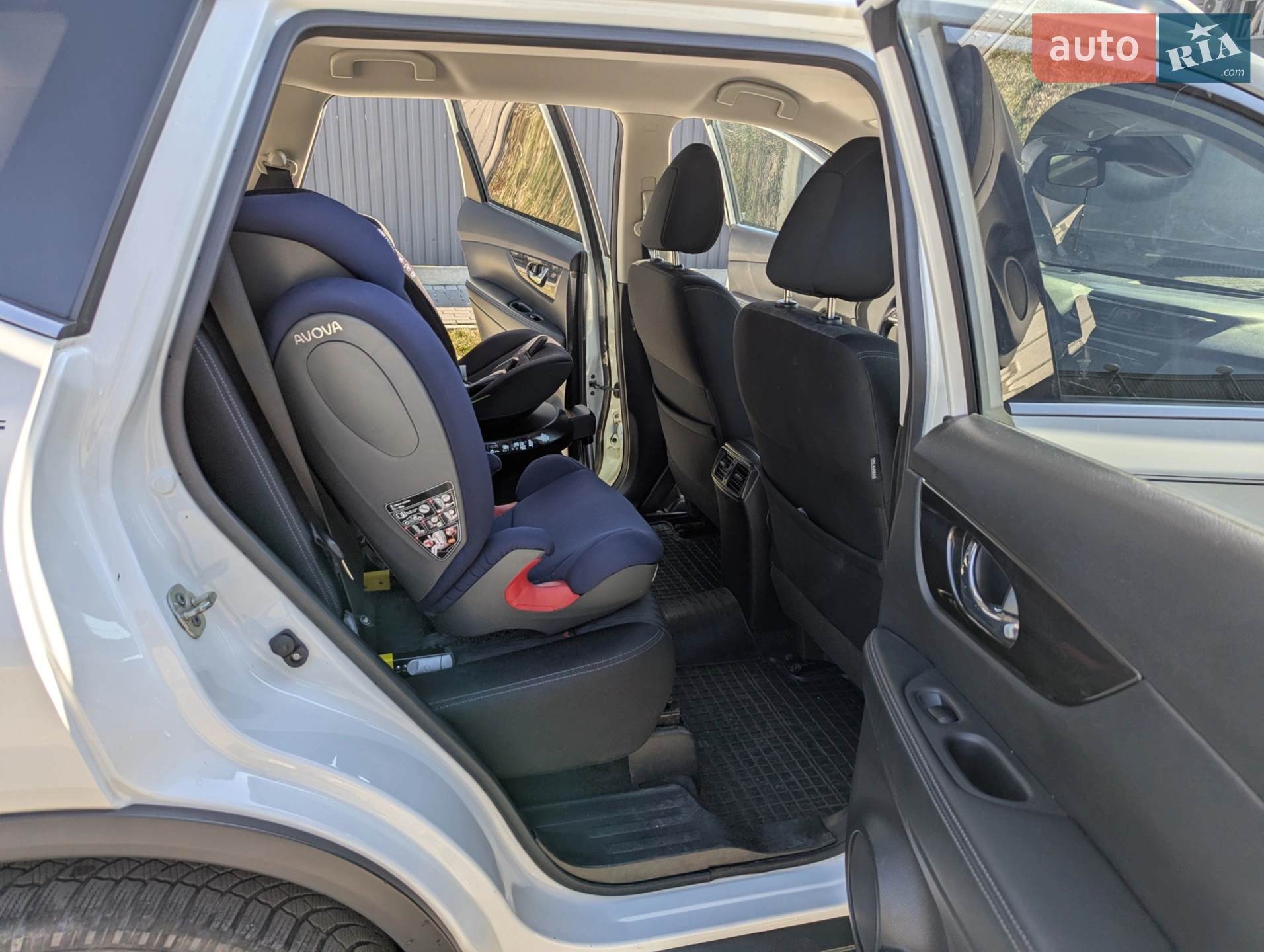 2018 Nissan Rogue - мініатюра 23