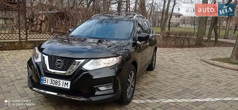 Внедорожник / Кроссовер Nissan Rogue 2018 в Кременчуге
