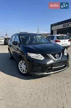 Позашляховик / Кросовер Nissan Rogue 2015 в Львові