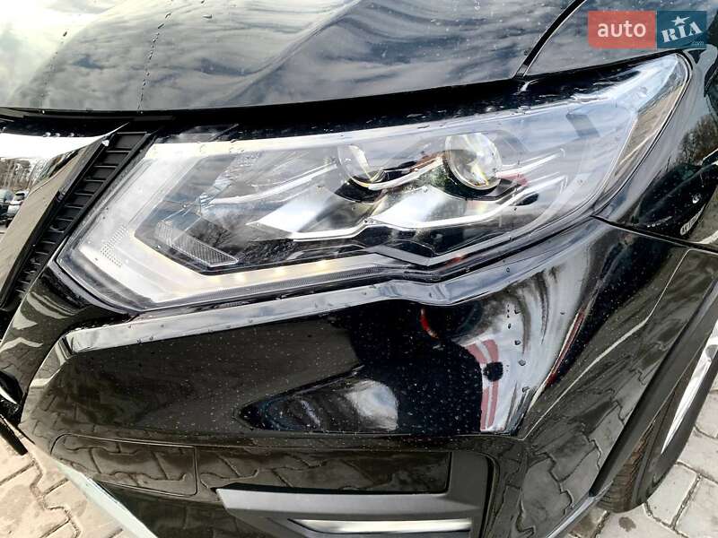 Внедорожник / Кроссовер Nissan Rogue 2017 в Одессе