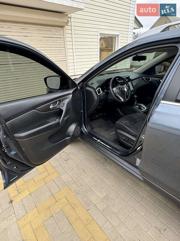 Позашляховик / Кросовер Nissan Rogue 2014 в Одесі
