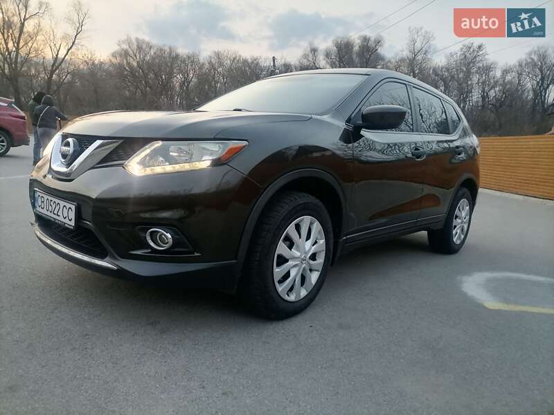 Внедорожник / Кроссовер Nissan Rogue 2016 в Чернигове