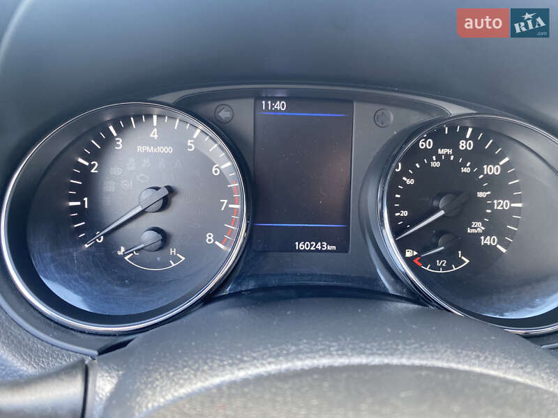 Позашляховик / Кросовер Nissan Rogue 2019 в Ужгороді