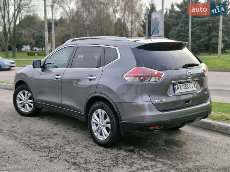 Позашляховик / Кросовер Nissan Rogue 2015 в Харкові