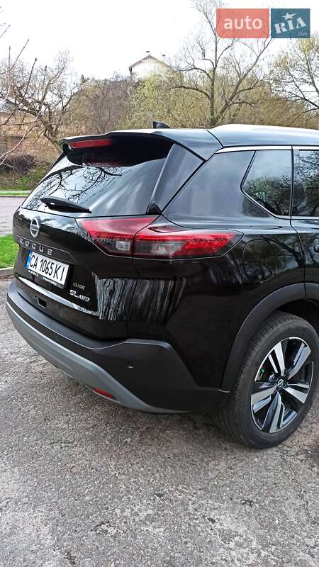 Позашляховик / Кросовер Nissan Rogue 2021 в Черкасах