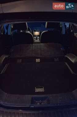 Позашляховик / Кросовер Nissan Rogue 2012 в 