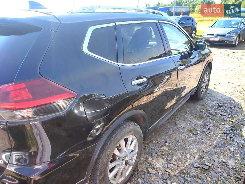 Позашляховик / Кросовер Nissan Rogue 2018 в Львові