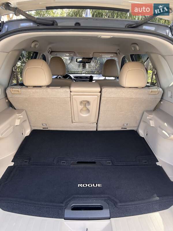 Внедорожник / Кроссовер Nissan Rogue 2017 в Тернополе фото 6 Внедорожник / Кроссовер Nissan Rogue 2017 в Тернополе