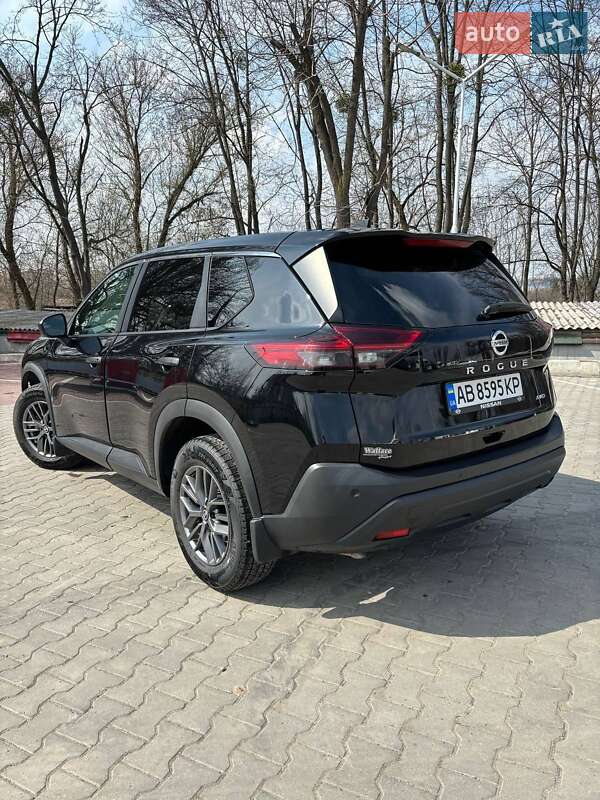 Внедорожник / Кроссовер Nissan Rogue 2021 в Виннице