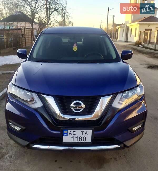 Внедорожник / Кроссовер Nissan Rogue 2017 в Днепре фото 15 Внедорожник / Кроссовер Nissan Rogue 2017 в Днепре