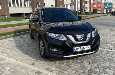 Внедорожник / Кроссовер Nissan Rogue 2017 в Виннице