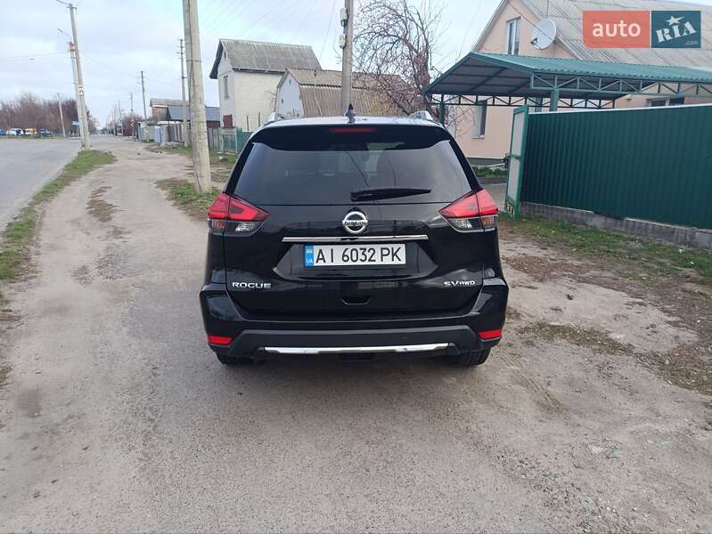 Внедорожник / Кроссовер Nissan Rogue 2017 в Белой Церкви