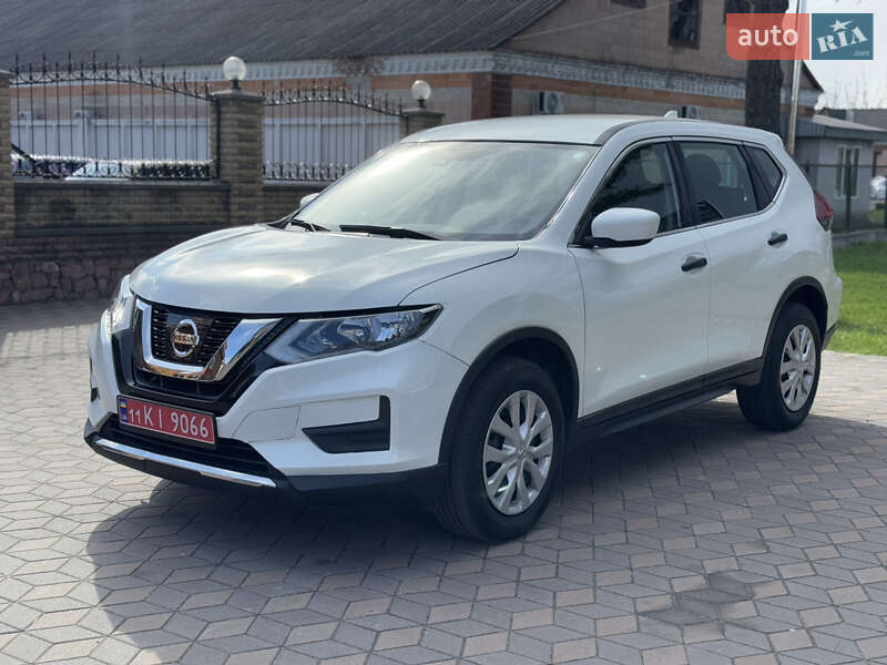 Позашляховик / Кросовер Nissan Rogue 2019 в 