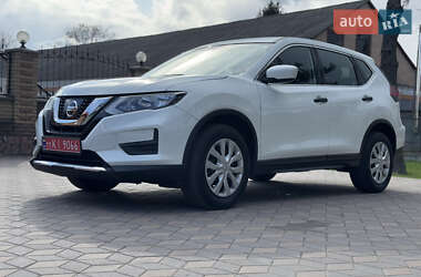Позашляховик / Кросовер Nissan Rogue 2019 в 