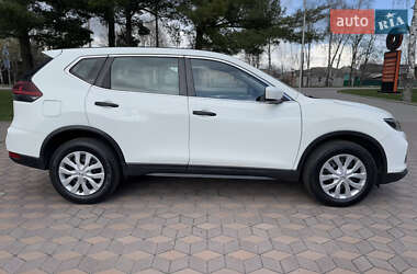 Позашляховик / Кросовер Nissan Rogue 2019 в 